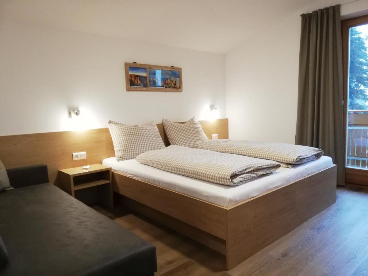 Pramstaller Apartments San Lorenzo di Sebato Luaran gambar
