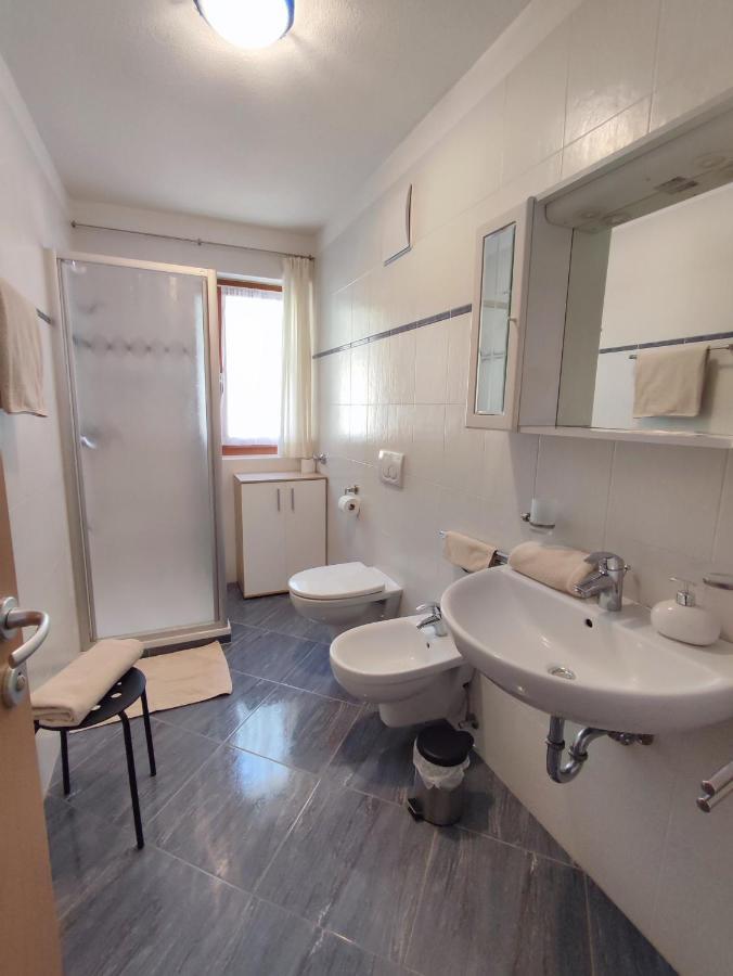 Pramstaller Apartments San Lorenzo di Sebato Luaran gambar